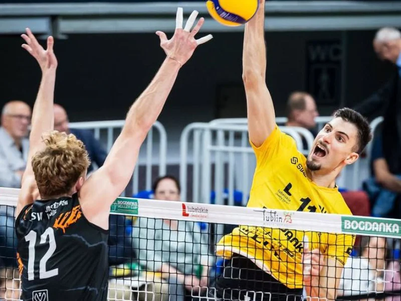 Aleks Grozdanov attacking for Bogdanka LUK Lublin