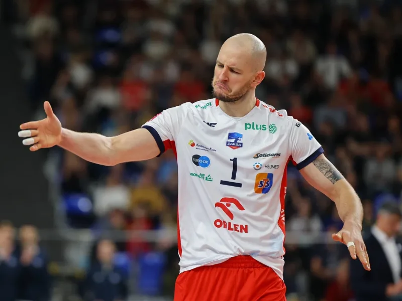 Bartosz Kurek in match action for ZAKSA Kędzierzyn-Koźle.