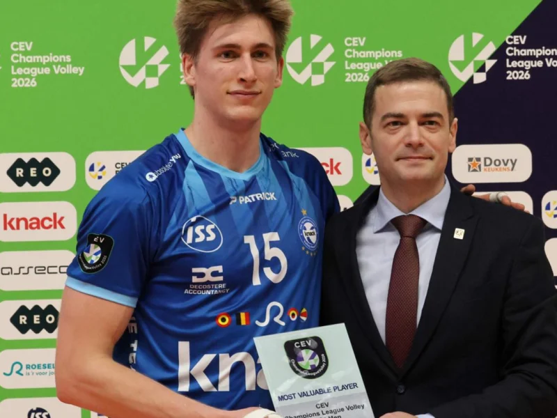 Basil Dermaux with an MVP award during his Knack Roeselare career.