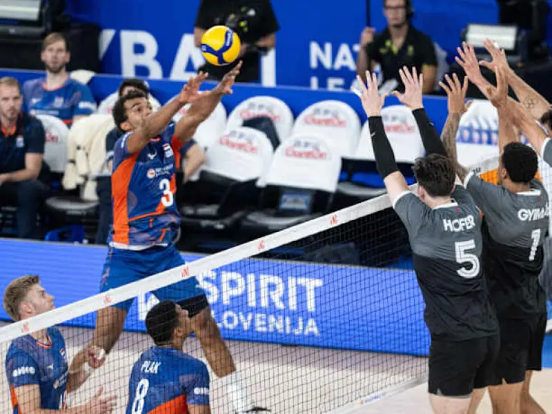 Daenan Gyimah blocking at the net for Canada during international competition.