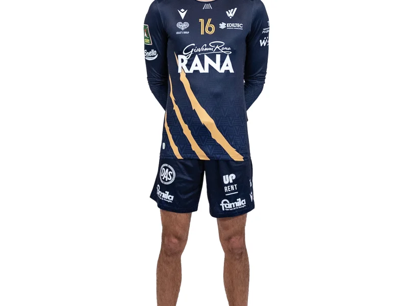Francesco Sani posing in a Rana Verona club jersey.