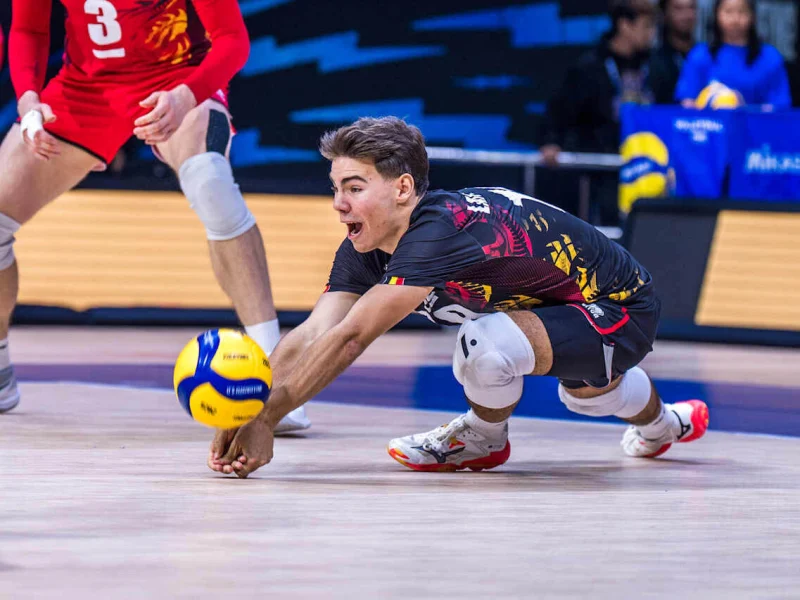 Gorik Lantsoght in defensive action before joining Greenyard Maaseik.