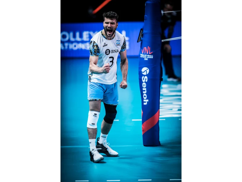 Jan Martínez Franchi celebrates a point for Argentina during Volleyball Nations League play.