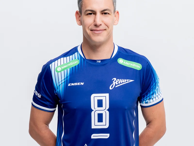 Jenia Grebennikov in a Zenit Saint Petersburg volleyball jersey.