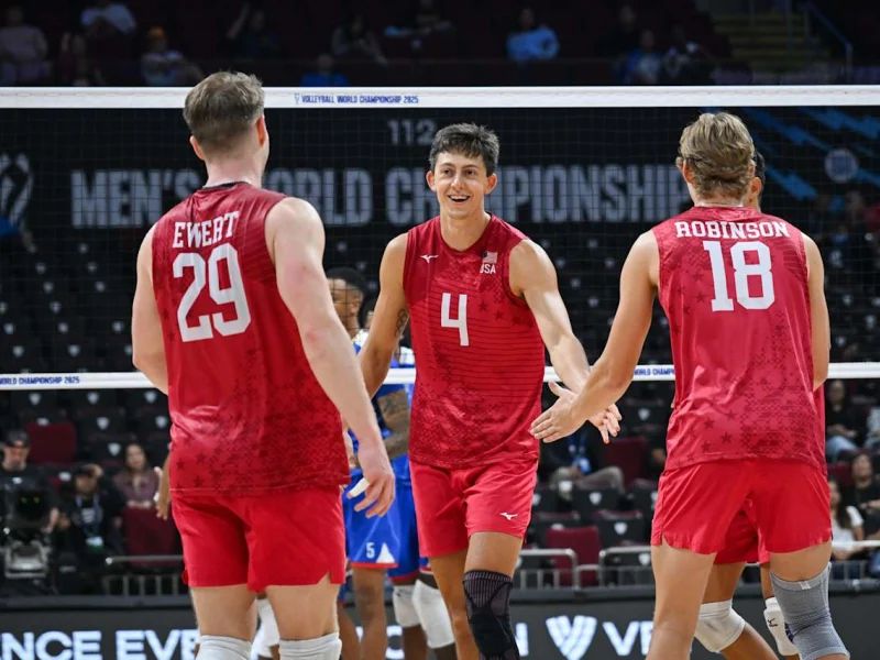 Jordan Ewert with United States teammates during the 2025 Men's World Championship.