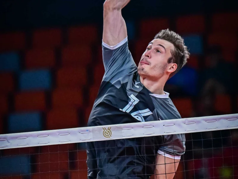 Jordan Schnitzer attacking for the Canada men’s national volleyball team