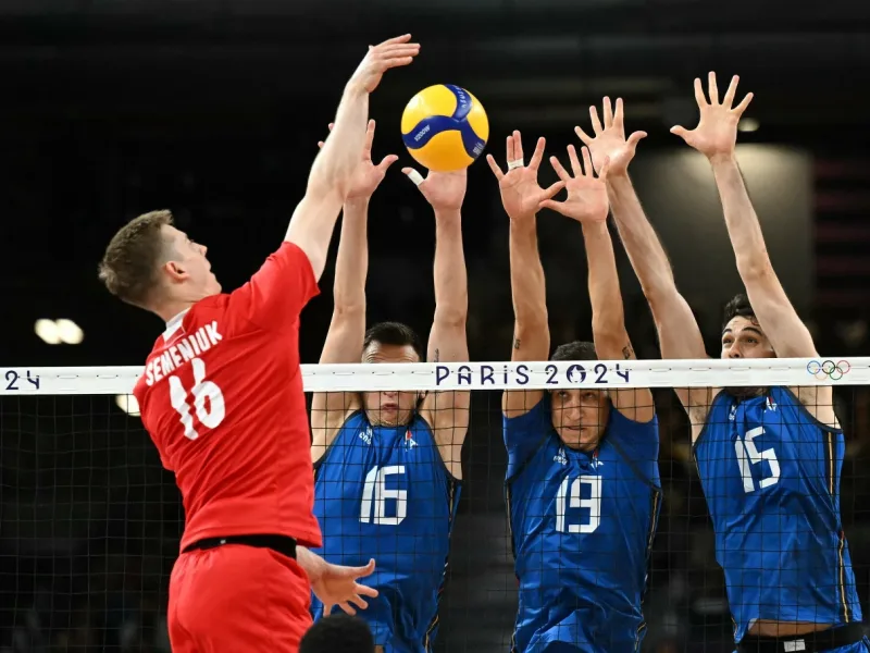 Kamil Semeniuk attacking for Poland at the Paris 2024 Olympics.
