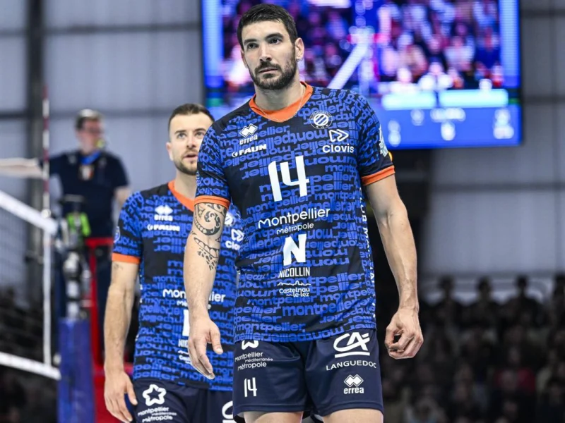 Nicolas Le Goff in Montpellier Volley colors before a French league match.