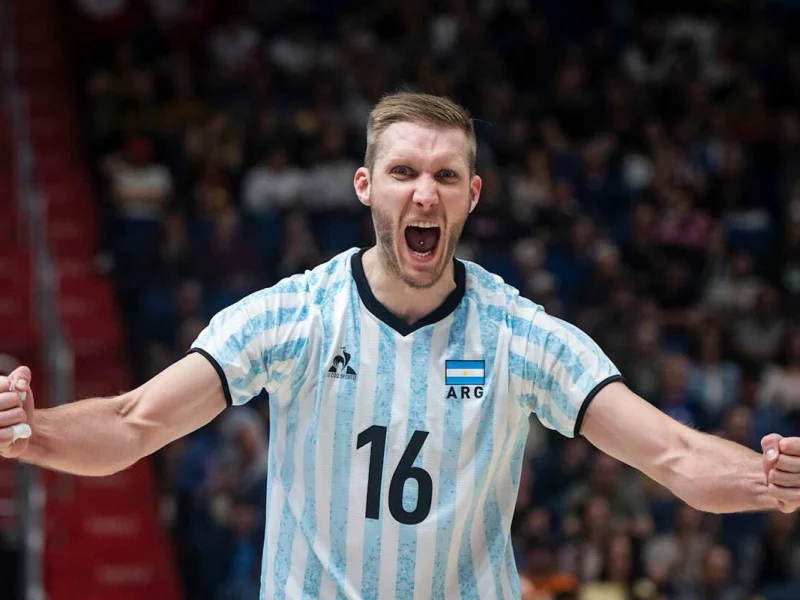 Pablo Kukartsev celebrating for Argentina during the 2025 Volleyball Nations League.