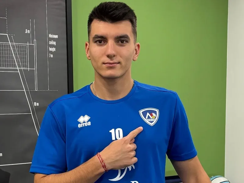 Stoil Palev wearing a Levski Sofia training shirt.