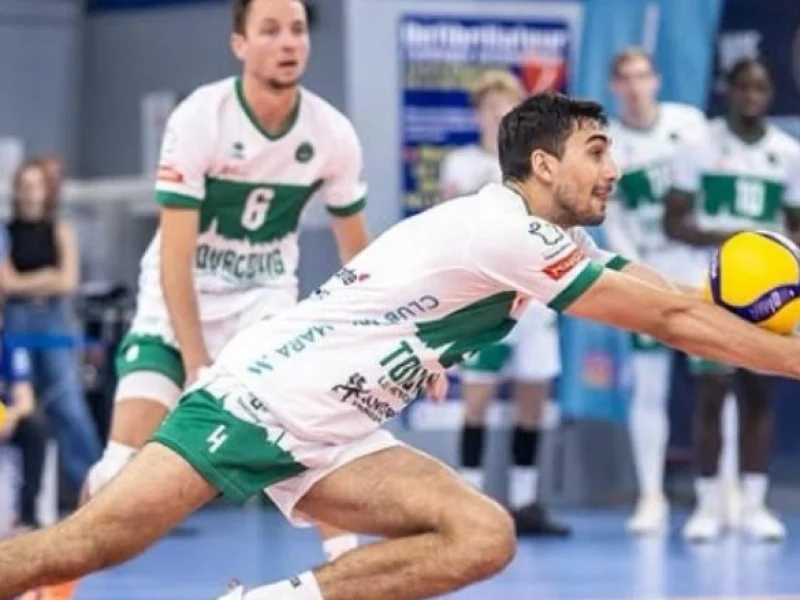 Venislav Antov in match action for Tourcoing in the French league