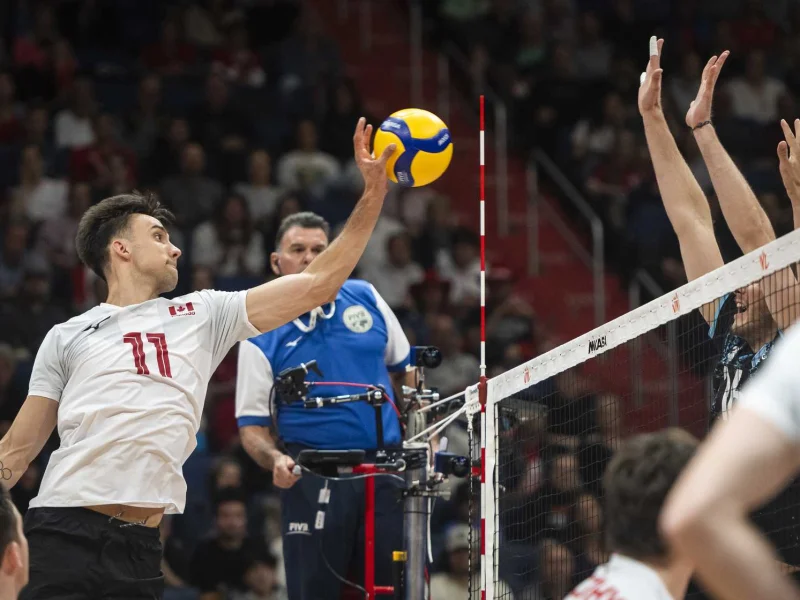 Xander Ketrzynski attacking for the Canada men’s national volleyball team