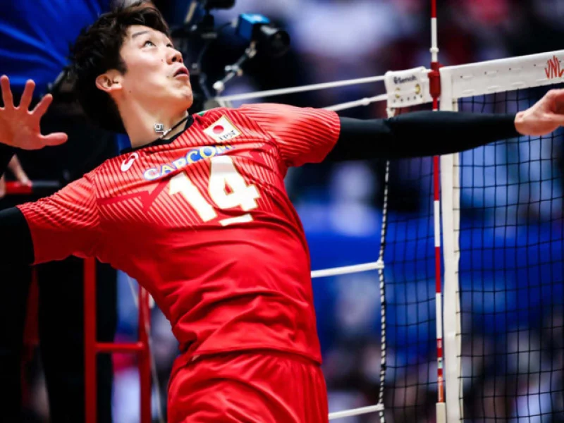 Yūki Ishikawa attacking for the Japan men’s national volleyball team